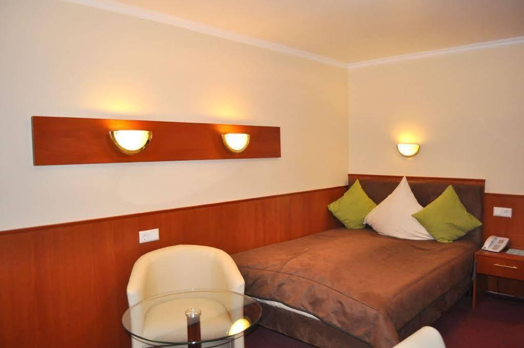Schlosshotel Landstuhl Εξωτερικό φωτογραφία